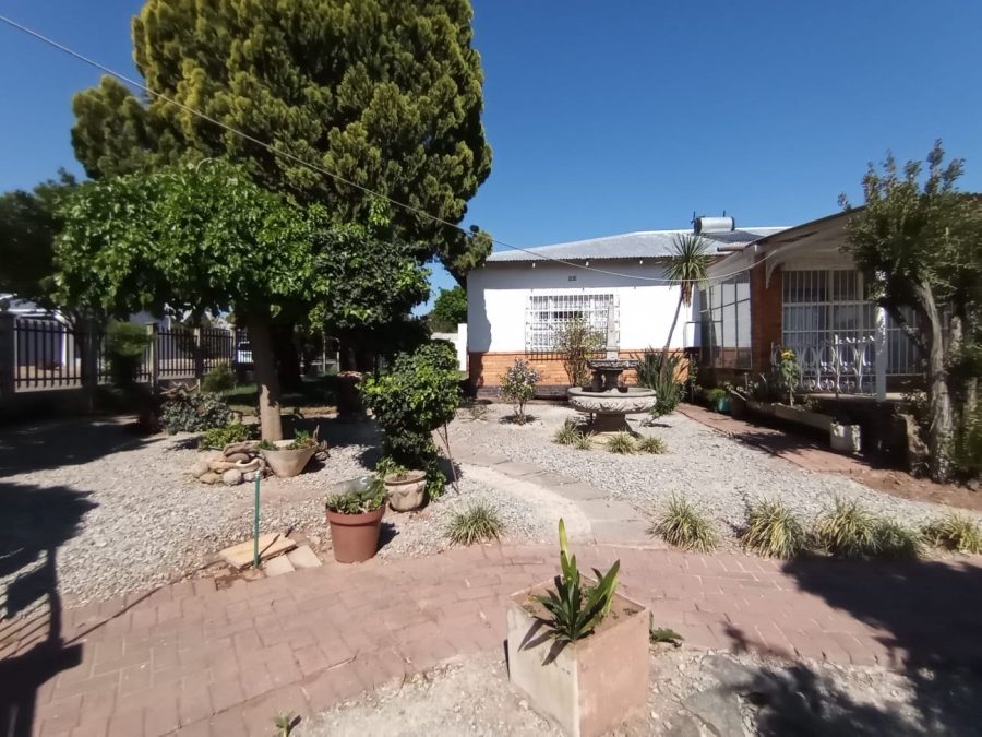 4 Bedroom Property for Sale in Parys Free State